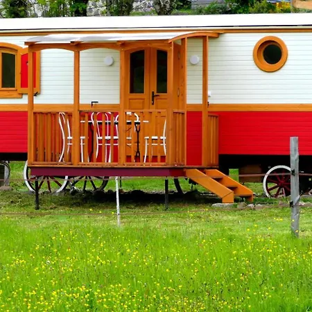 Кемпинг Roulotte Le Gite-anes Jou-sous-Monjou