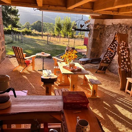 Кемпинг Roulotte Le Gite-anes Jou-sous-Monjou