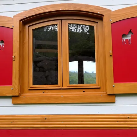 Roulotte Le Gite-anes Кемпинг Jou-sous-Monjou