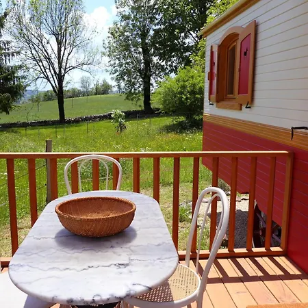 Roulotte Le Gite-anes Кемпинг Jou-sous-Monjou