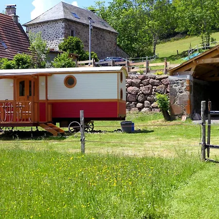 Кемпинг Roulotte Le Gite-anes Jou-sous-Monjou