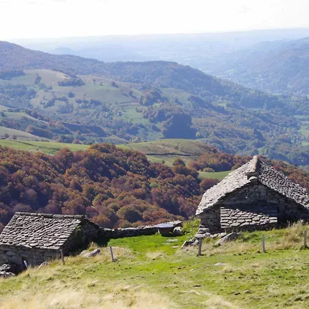 Roulotte Le Gite-anes Кемпинг *