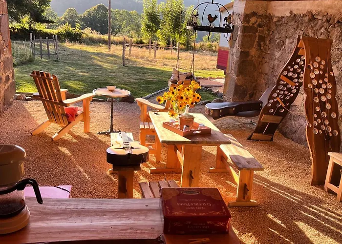 Campingplatz Roulotte Le Gite-anes Jou-sous-Monjou