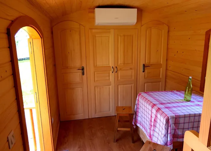 Roulotte Le Gite-anes Campingplatz *